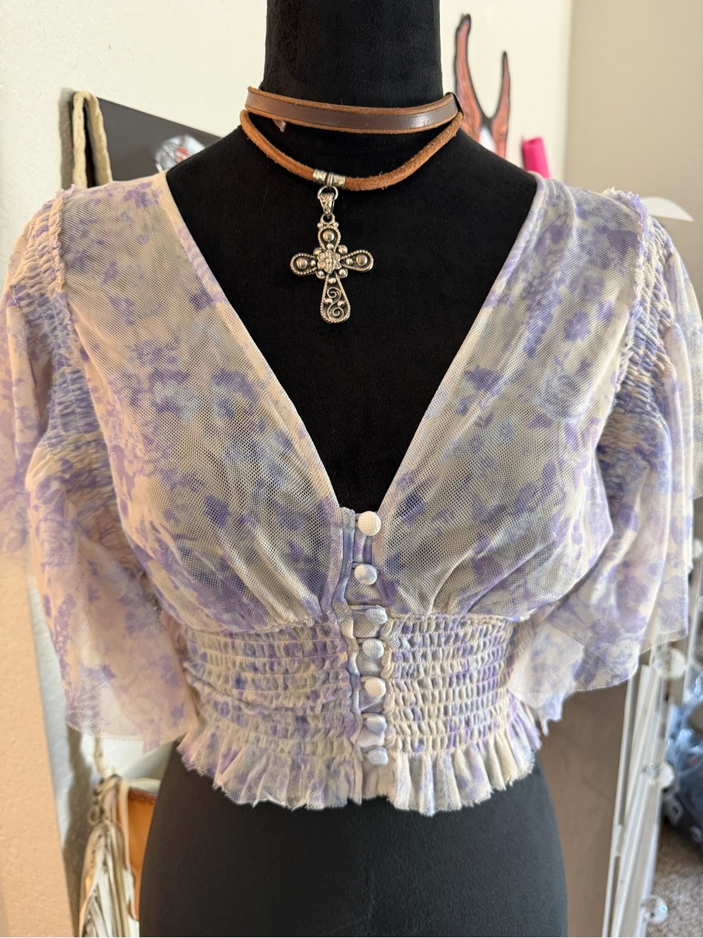FREE PEOPLE SIZE S RUFFLE TOP